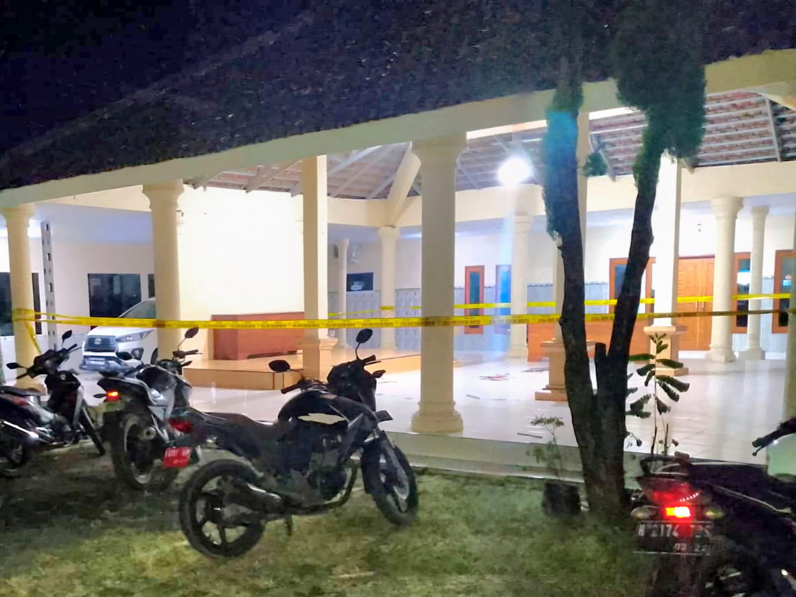 Aula Balai Desa Pasrepan serta Atribut Kenegaraan Dirusak OTK, Polisi Buru Pelaku